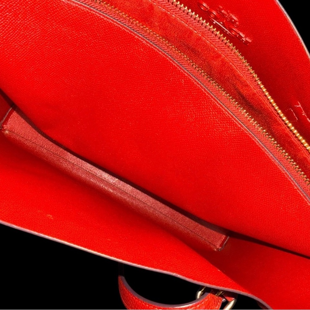 “Authentic” Coach Vibrant Red Tote Bag - Picture 8 of 14